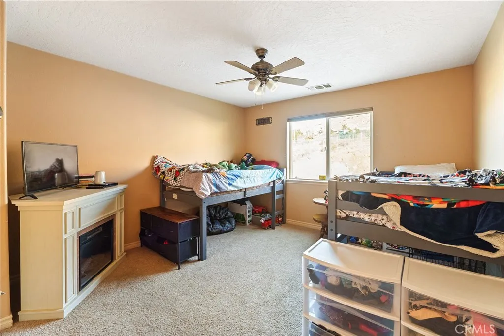 Additional image 78 of 23053 Roundup Way, Apple Valley, CA 92308
