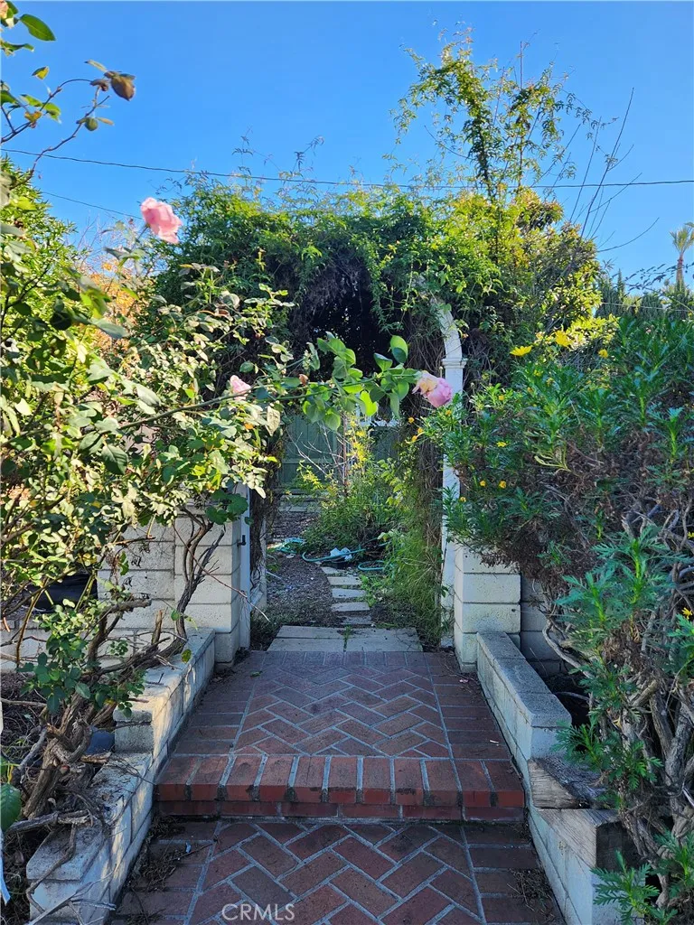 Additional image 65 of 657 W Cypress Ave, Redlands, CA 92373