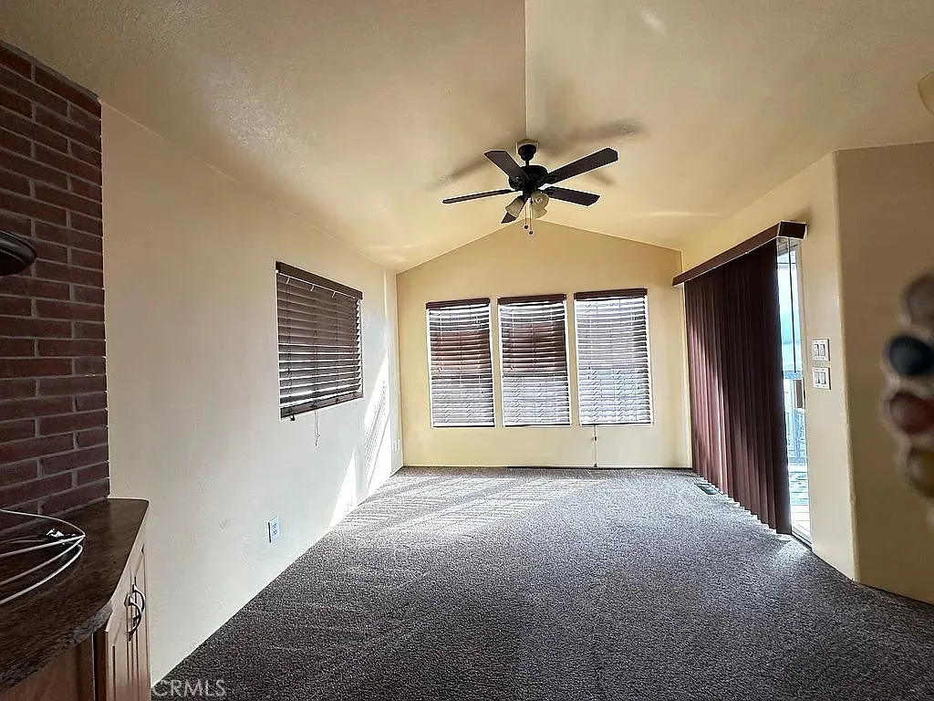 Additional image 8 of 32000 Riverside Drive Unit I1, Lake Elsinore, CA 92530