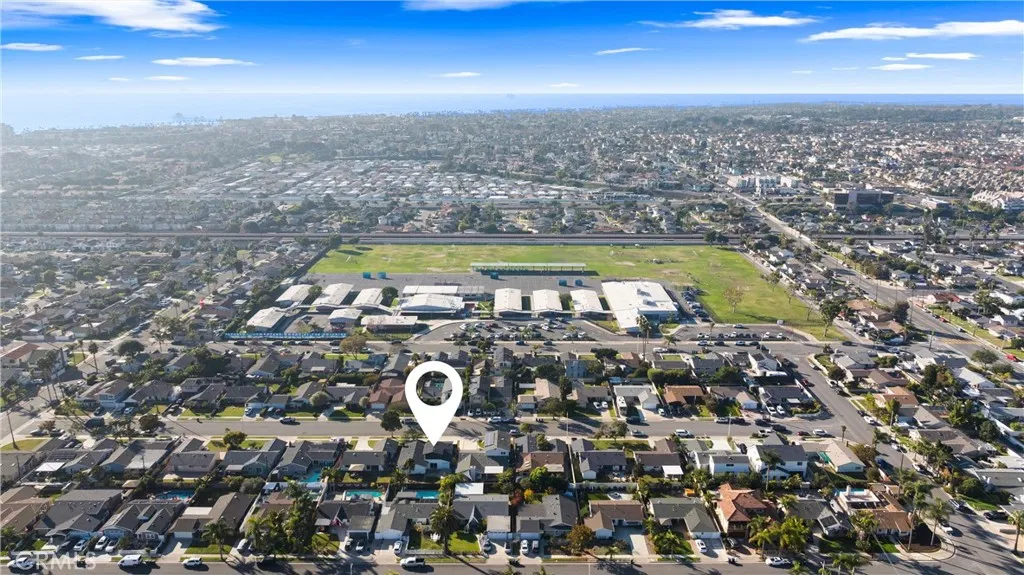 Property image for 20642 Goshawk Lane, Huntington Beach, CA 92646