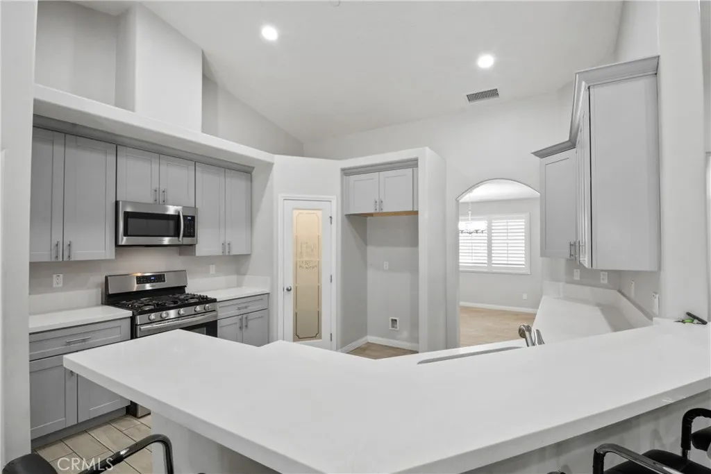 Additional image 11 of 8214 10th Ave, Hesperia, CA 92345