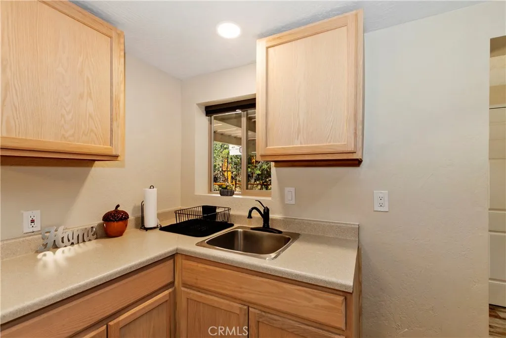 Additional image 22 of 663 Butte, Big Bear City, CA 92314