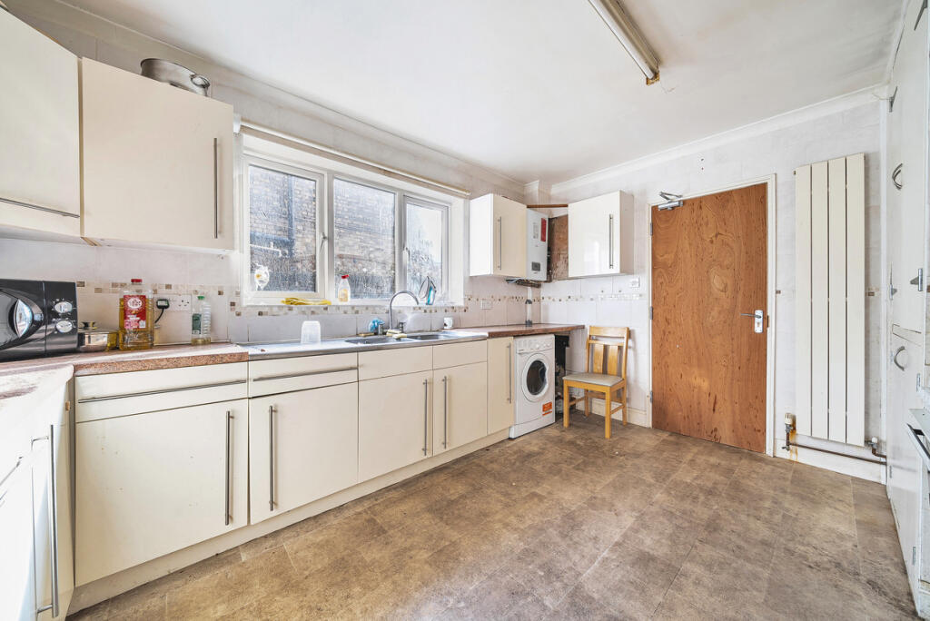 Additional image 5 of Folkestone Road, Dover, CT17 9