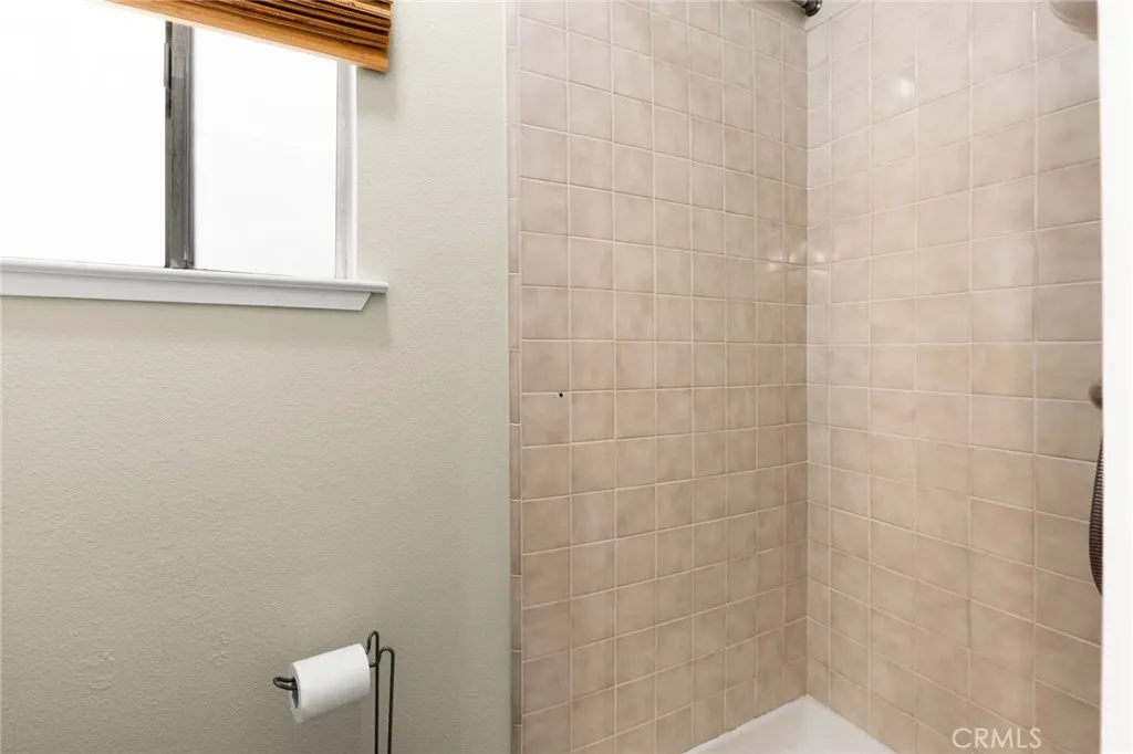 Additional image 9 of 9 linda Dr, Oroville, CA 95966