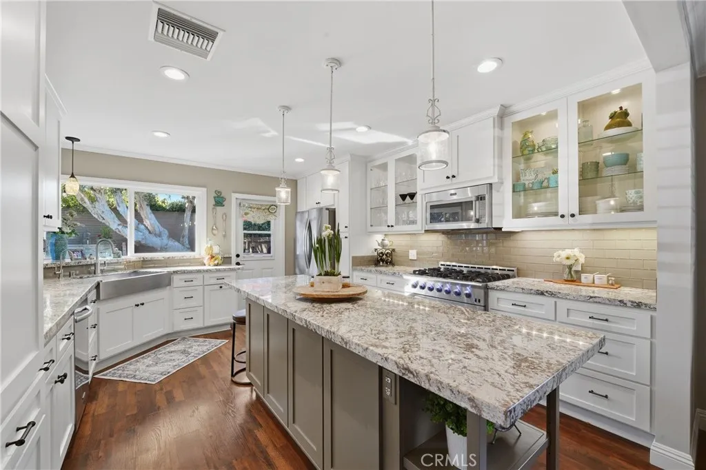 Additional image 20 of 5220 E El Roble, Long Beach, CA 90815