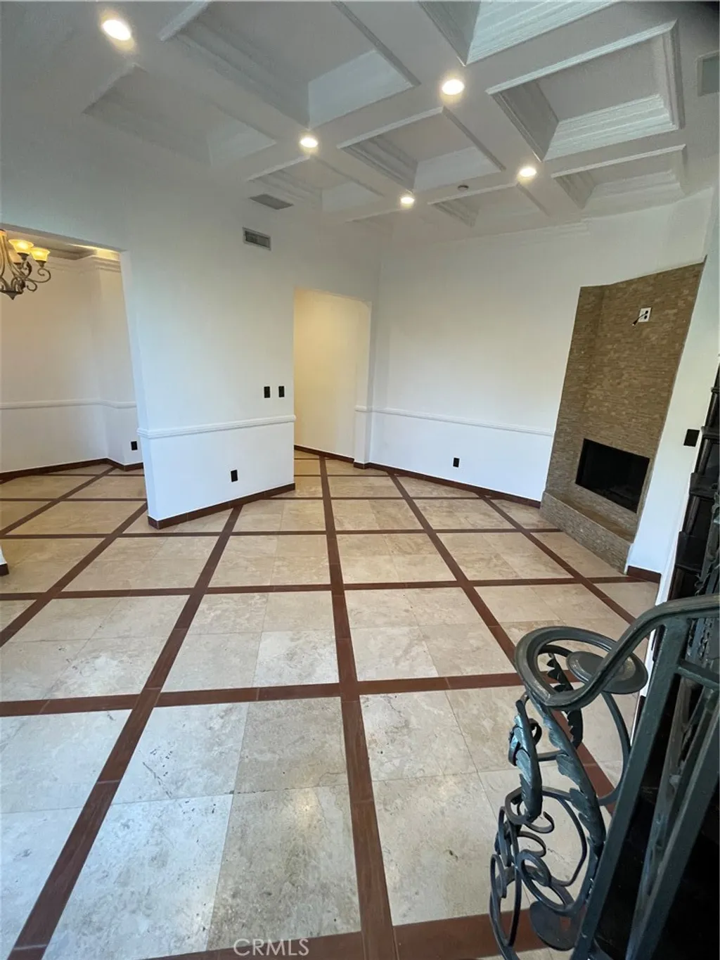 Additional image 3 of 8655 Hillside, Los Angeles, CA 90069