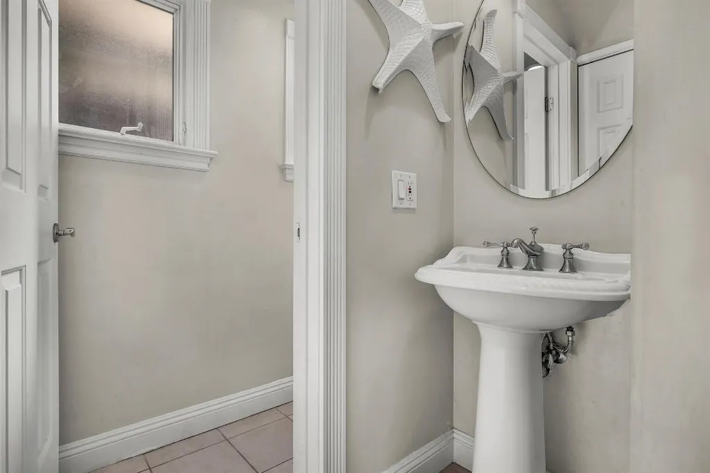 Additional image 8 of 47 Surfside Ave, Surfside, CA 90743