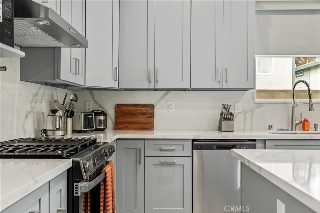 Additional image 52 of 305 N Mountain View Street, Santa Ana, CA 92703