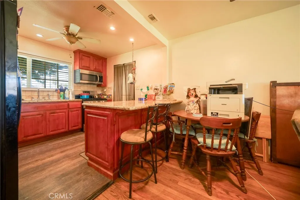 Additional image 12 of 944 S Russelee Dr, West Covina, CA 91790