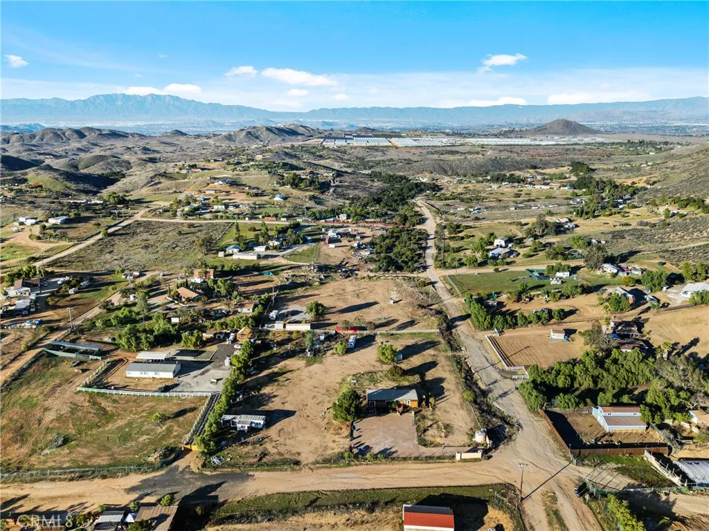 Additional image 36 of 24121 Bienvenidos Rd, Perris, CA 92570