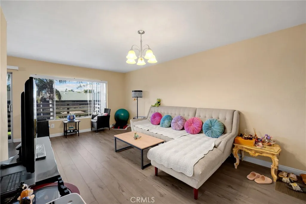 Additional image 33 of 1410 W Lambert Rd Unit 202, La Habra, CA 90631