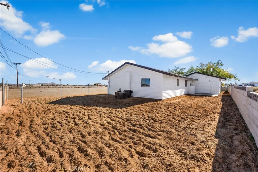 Additional image 75 of 8443 Dogbane Ave, California City, CA 93505