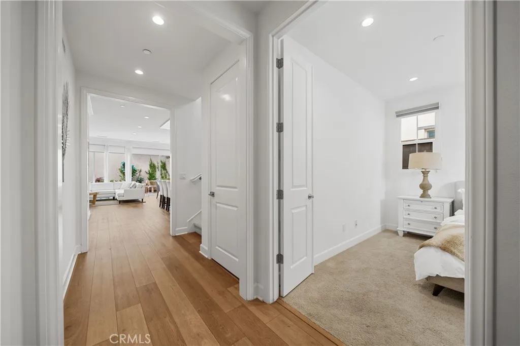 Additional image 4 of 67 Runner, Irvine, CA 92620