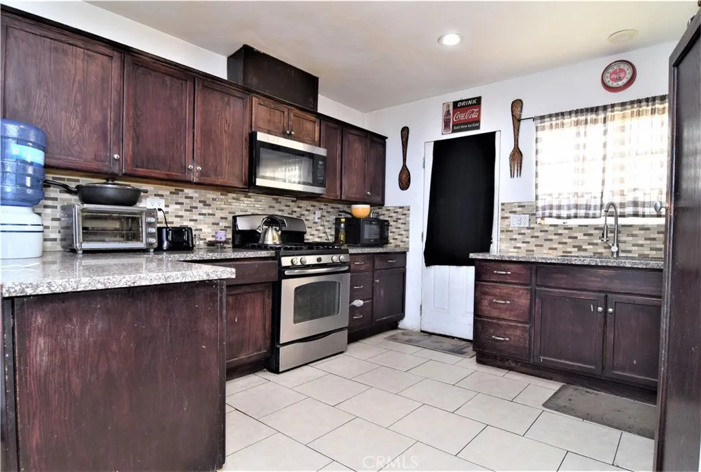 Additional image 39 of 14807 Oro Grande, Sylmar, CA 91342