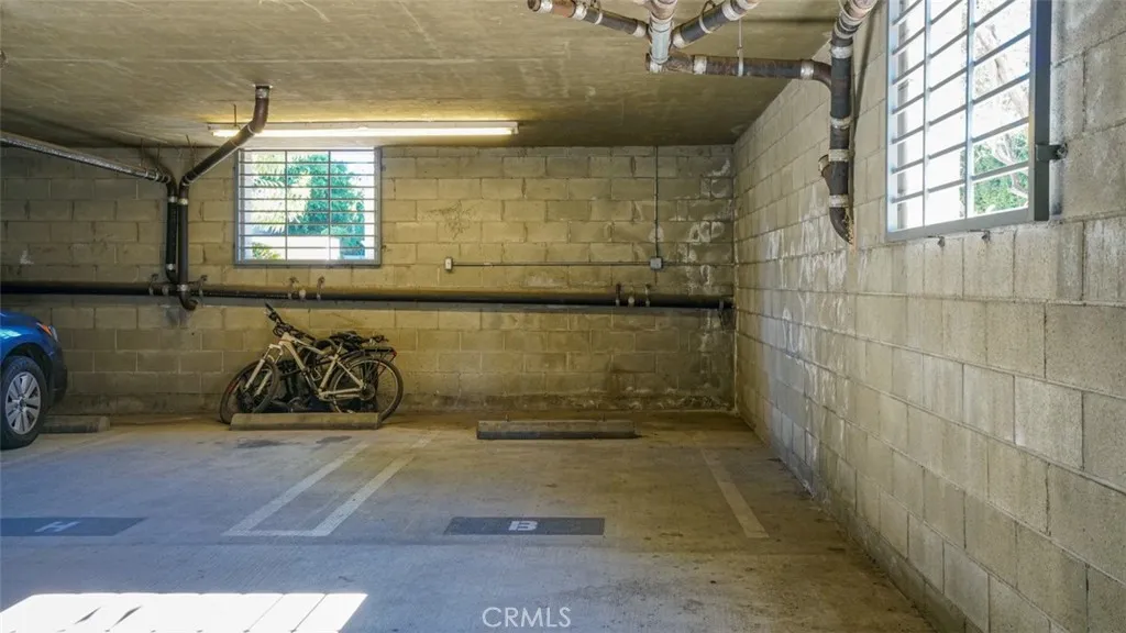 Additional image 104 of 4705 Whitsett Unit 106, Studio City, CA 91604