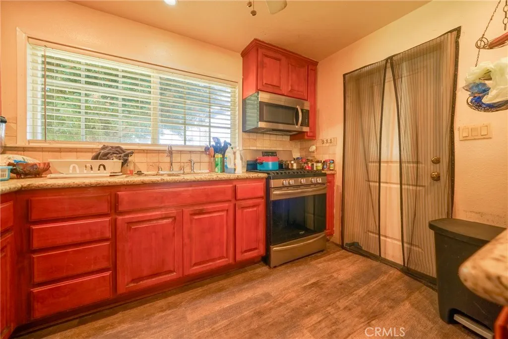 Additional image 42 of 944 S Russelee Dr, West Covina, CA 91790