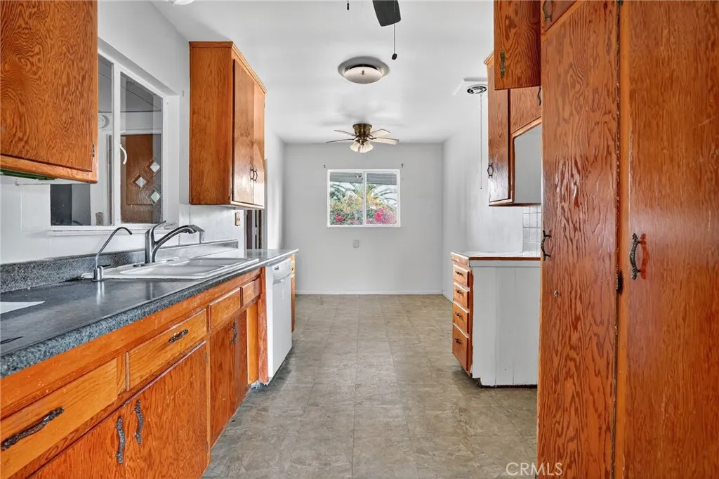 Additional image 21 of 278 Walnut St, Shafter, CA 93263