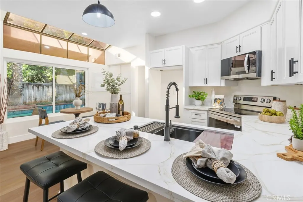 Additional image 17 of 42068 Humber Dr, Temecula, CA 92591