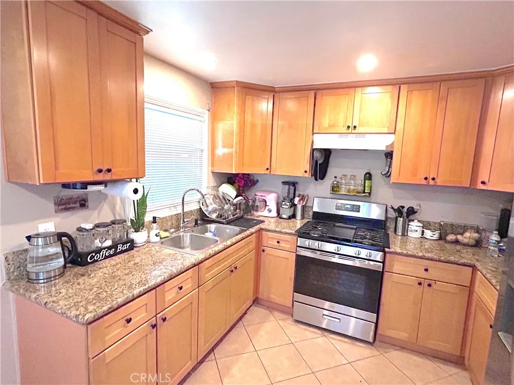 Additional image 10 of 4065 E 9th Street, Pomona, CA 91766