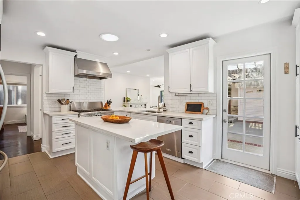 Additional image 8 of 1237 S Gertruda Ave, Redondo Beach, CA 90277