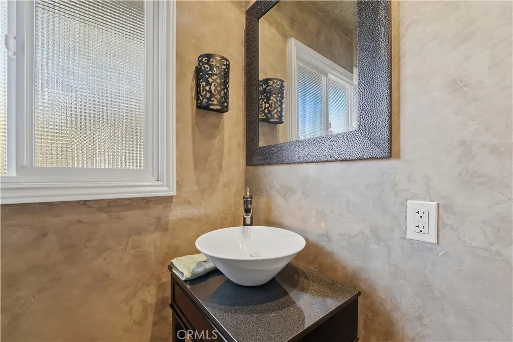 Additional image 86 of 5220 E El Roble, Long Beach, CA 90815