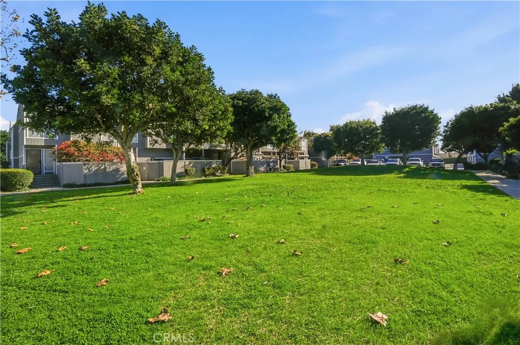 Additional image 100 of 2911 S Fairview Street Unit C, Santa Ana, CA 92705