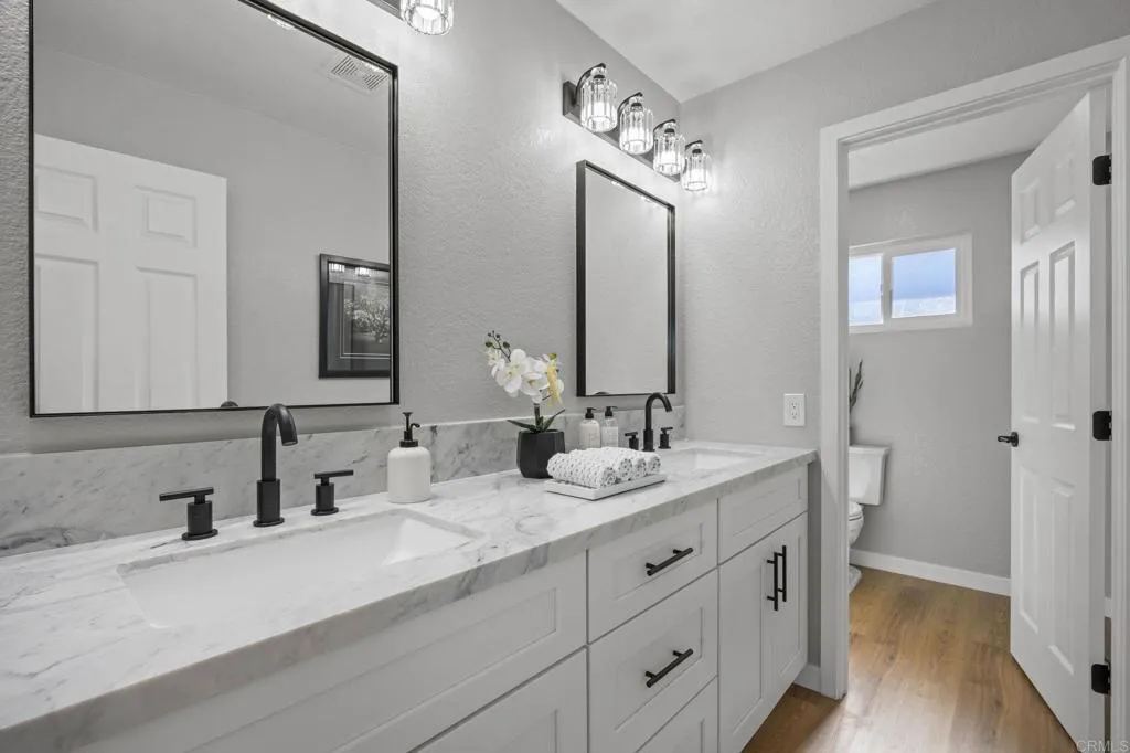 Additional image 95 of 2755 Victoria Avenue, Carlsbad, CA 92010