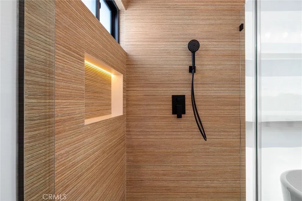 Additional image 41 of 3975 Frances Avenue, West Los Angeles, CA 90066