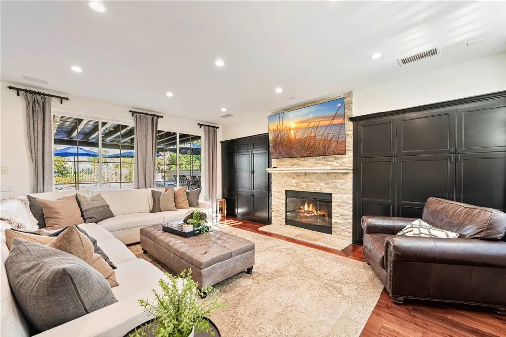 Additional image 18 of 26101 Knoll Court, Valencia, CA 91381