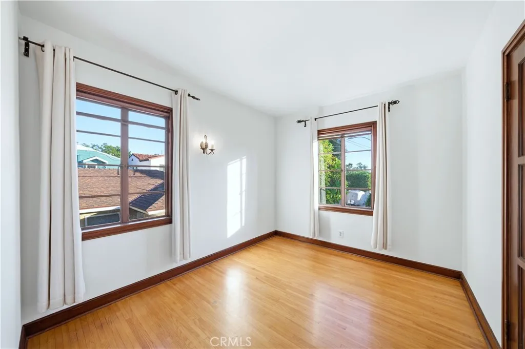 Additional image 102 of 790 Santiago Ave, Long Beach, CA 90804