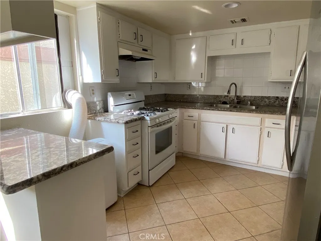 Additional image 13 of 1830 W 145th Street Unit C, Gardena, CA 90249