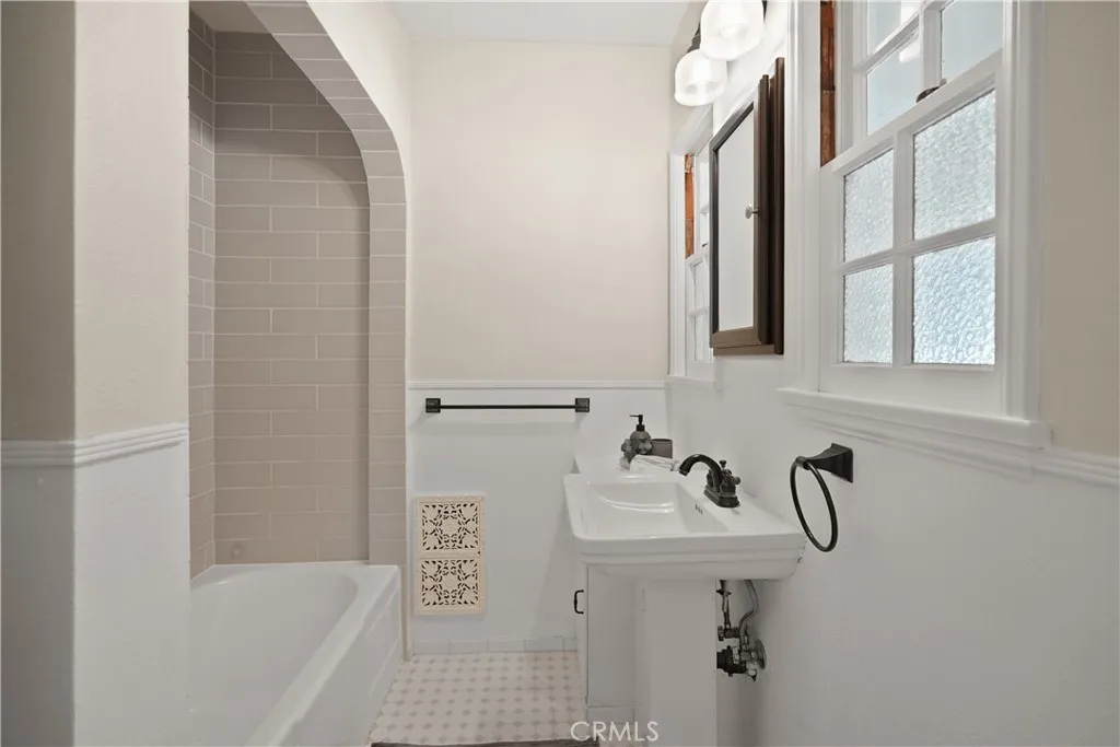 Additional image 31 of 13707 Philadelphia St, Whittier, CA 90601