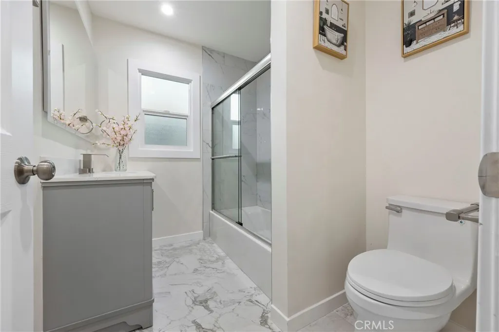 Additional image 54 of 160 W 121st St, Los Angeles, CA 90061