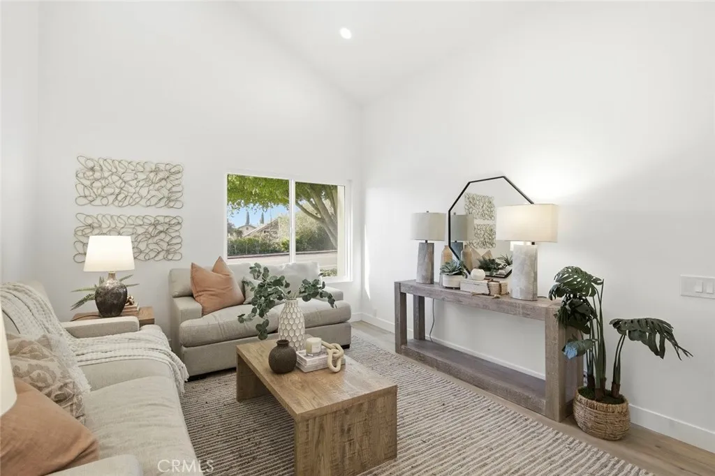 Additional image 38 of 10812 Lamentin Court, San Diego, CA 92124