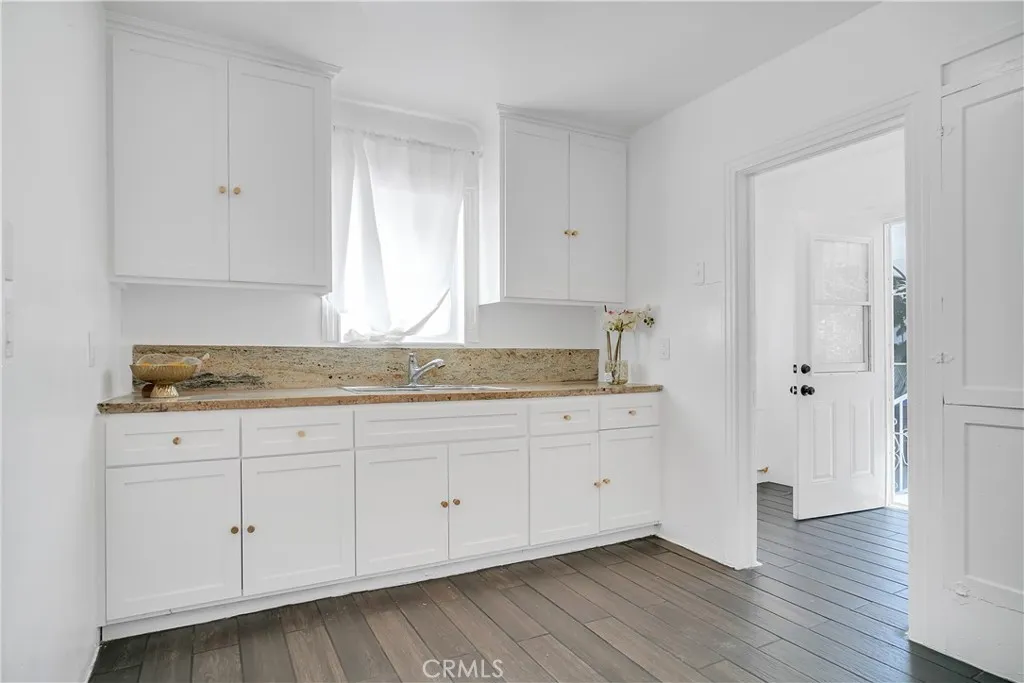 Additional image 13 of 332 E 79th Street, Los Angeles, CA 90003