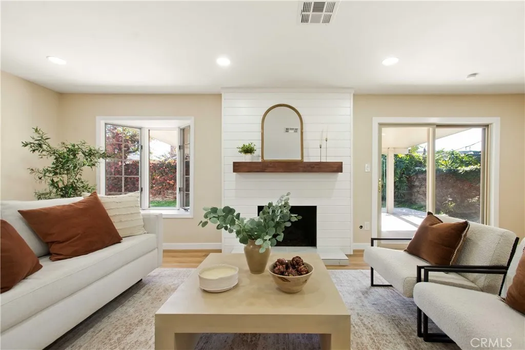 Additional image 7 of 8232 Mandeville Dr, Huntington Beach, CA 92646