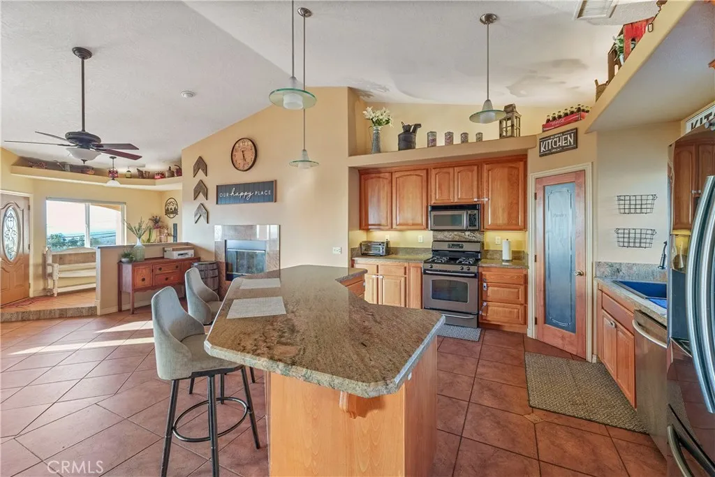 Additional image 69 of 23053 Roundup Way, Apple Valley, CA 92308