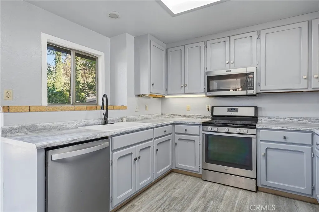 Additional image 106 of 4080 Kensington Way, Lucerne, CA 95458