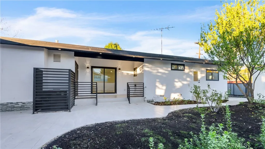 Additional image 115 of 10334 Louise, Granada Hills, CA 91344