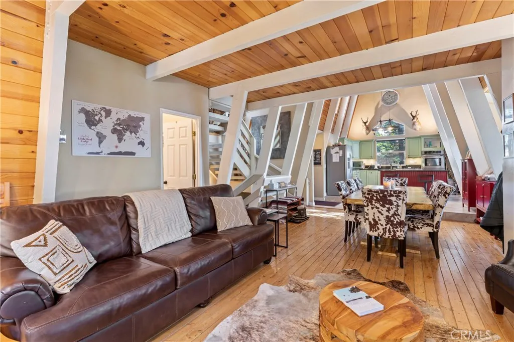 Additional image 12 of 664 Circle Dr, Lake Arrowhead, CA 92352