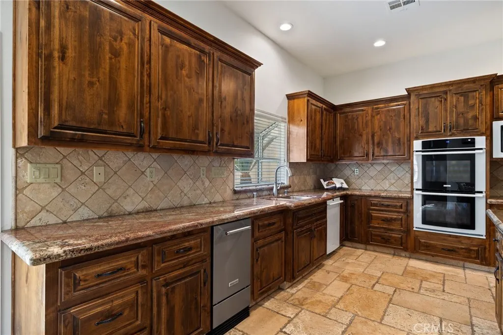 Additional image 11 of 2112 Branch Creek St, Bakersfield, CA 93312