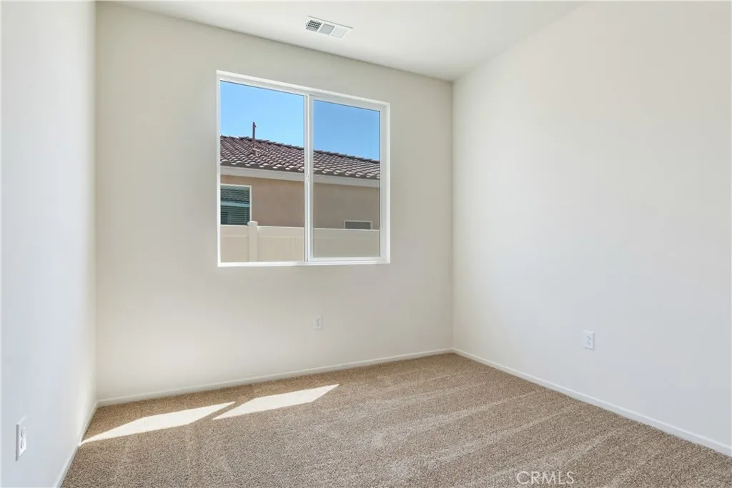 Additional image 21 of 1577 E Houlguin Street, Lancaster, CA 93535