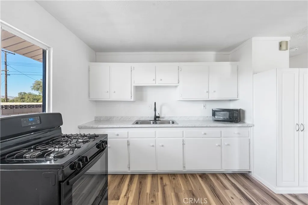 Additional image 19 of 8443 Dogbane Ave, California City, CA 93505