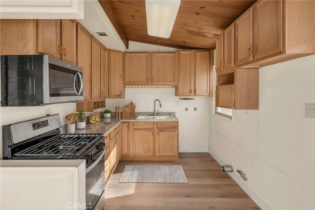 Additional image 19 of 716 E Hanks St, Azusa, CA 91702