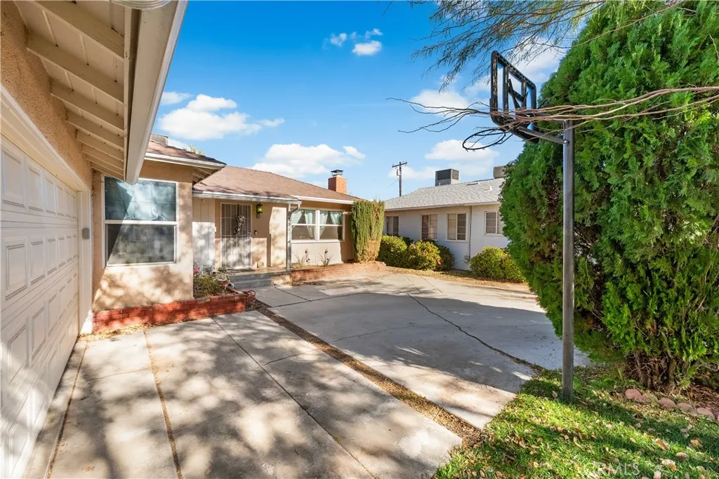 Additional image 84 of 1335 W Ivyton St, Lancaster, CA 93534