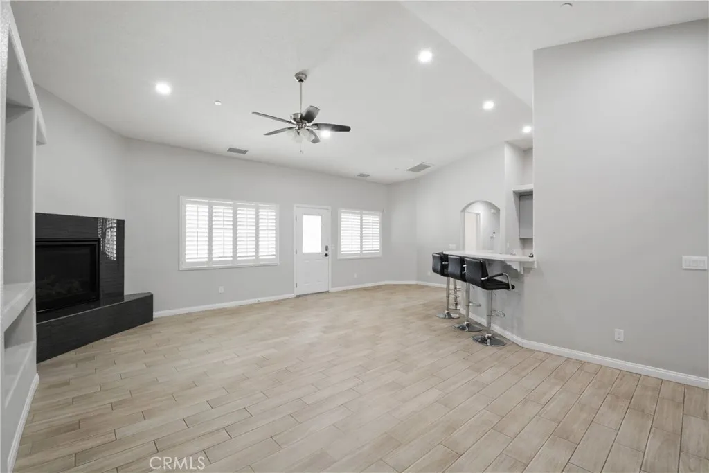 Additional image 126 of 8214 10th Ave, Hesperia, CA 92345