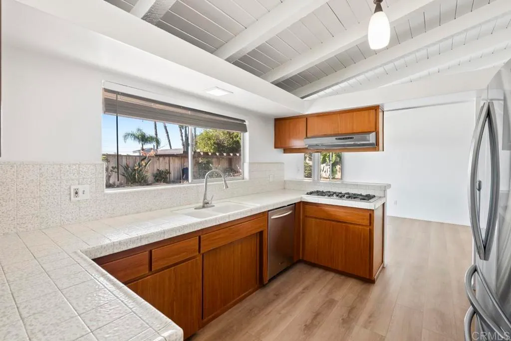 Additional image 43 of 6852 Jackson Dr, San Diego, CA 92119