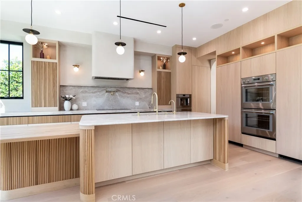 Additional image 6 of 16749 Addison St, Encino, CA 91436