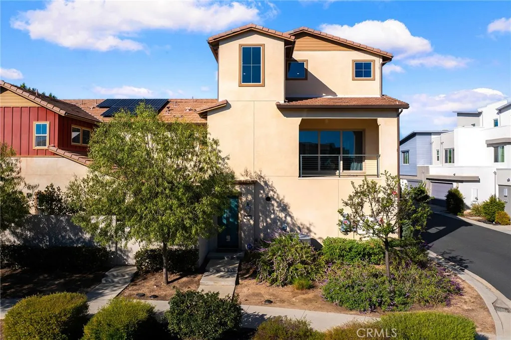 Additional image 69 of 115 Frame, Irvine, CA 92618