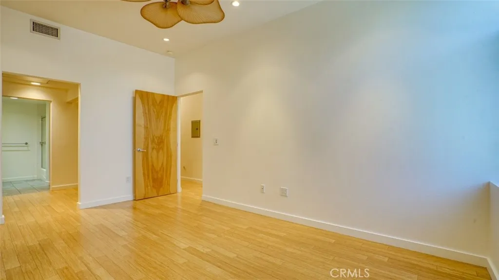 Additional image 85 of 4705 Whitsett Unit 106, Studio City, CA 91604